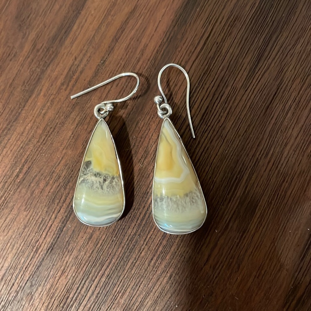 Adorable sterling silver and yellow stone drop earrings
